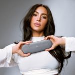 Beats und Kim Kardashian bringen neue Sonderedition des Beats Pill Lautsprechers heraus