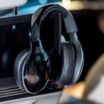 Mercedes-Benz präsentiert Bluetooth-Kopfhörer mit Noise-Cancelling